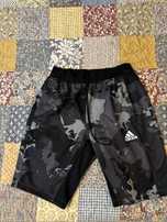 Pantaloni scurti adidas