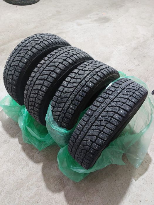 Комплект зимних шин R15
