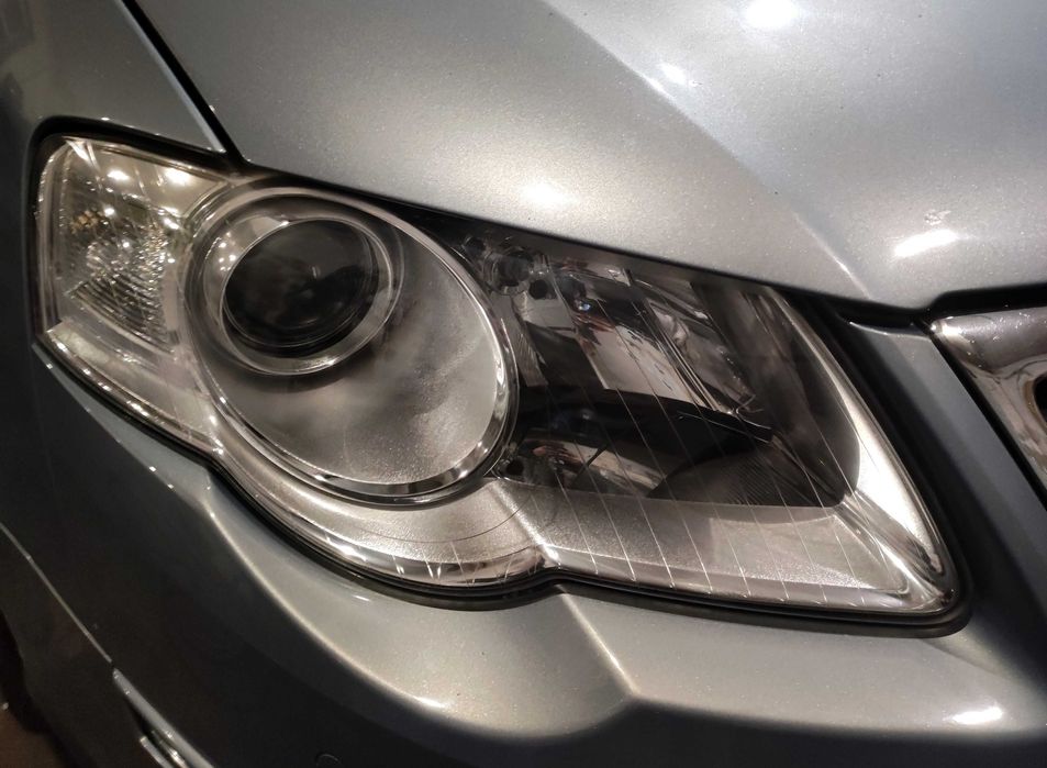 Reconditionare Faruri cu polimer.