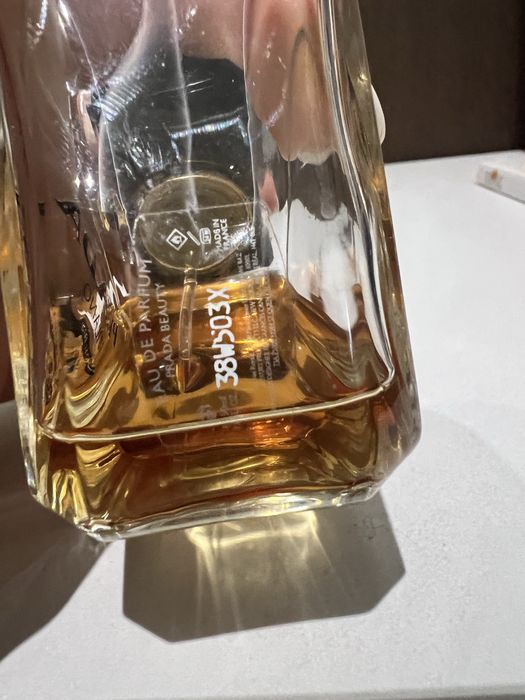 Парфюм Prada Paradoxe