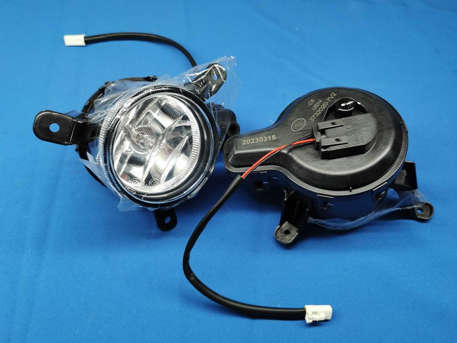 Фара противотуманная FAW T80/V80.