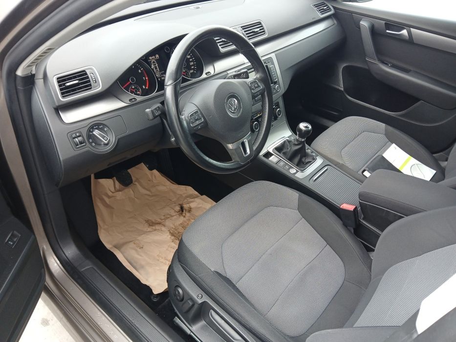 Vand Volkswagen Passat b7