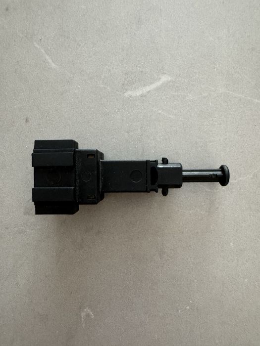 Comutator lumini frana DK33254 Denkai