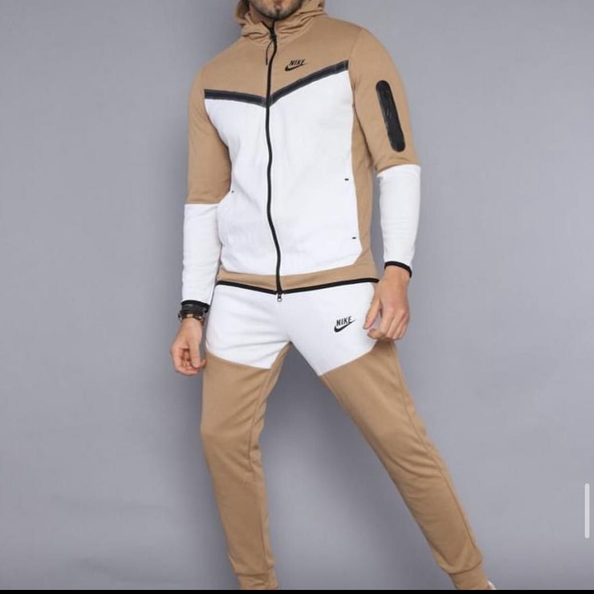 Nike Tech Fleece