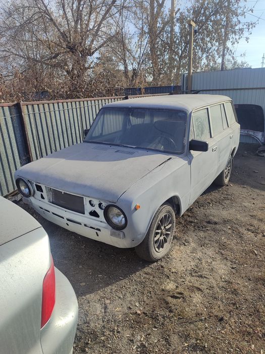 Срочно продам ваз 2102