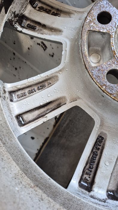 Jante originale AUDI A4 B8, cauciucuri de iarna 205/60 R16