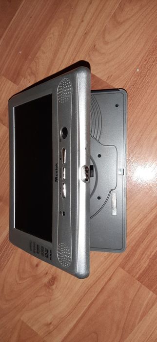 Dvd player portabil