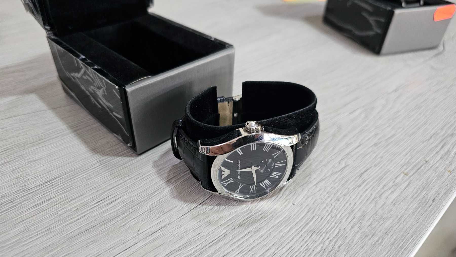 Часовник Emporio Armani AR0643 Valente Classic