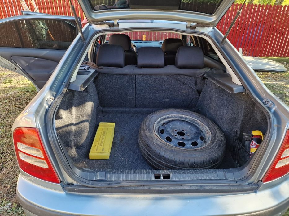 Scoda Octavia  motor 1,6 benzina plus gaz