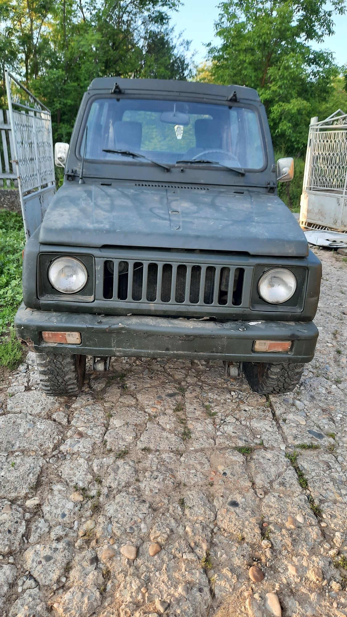 Suzuki samurai Nj