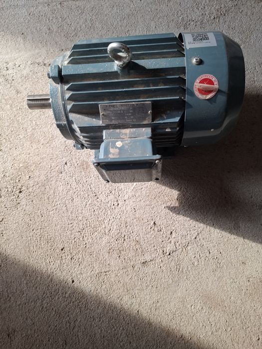 Deyarli ishlatilmagan ideal 3 kv