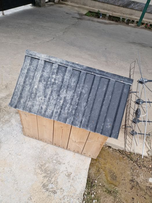 Продам будку для собаки