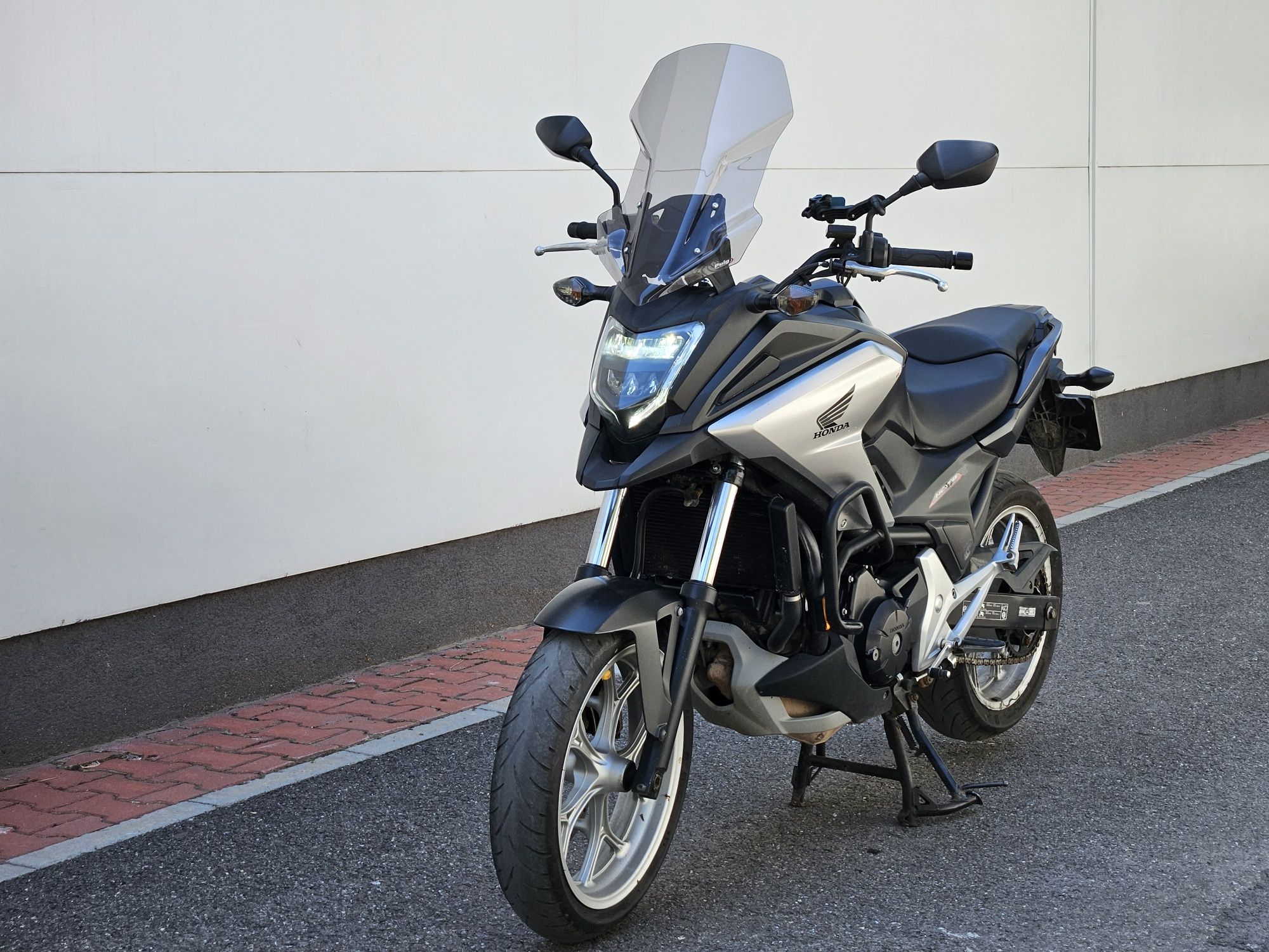 Honda NC750X 2016 ABS/MANUALA