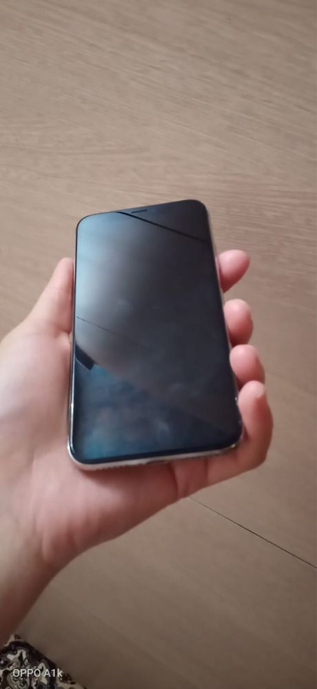 Продам iPhone x