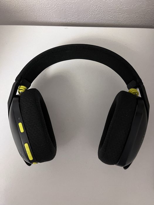 Наушники Logitech