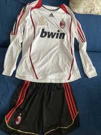 Ретро футболная форма Милан 2007
