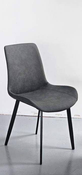 Scaune și fotolii moderne din stoc – Model  - livrare rapidă