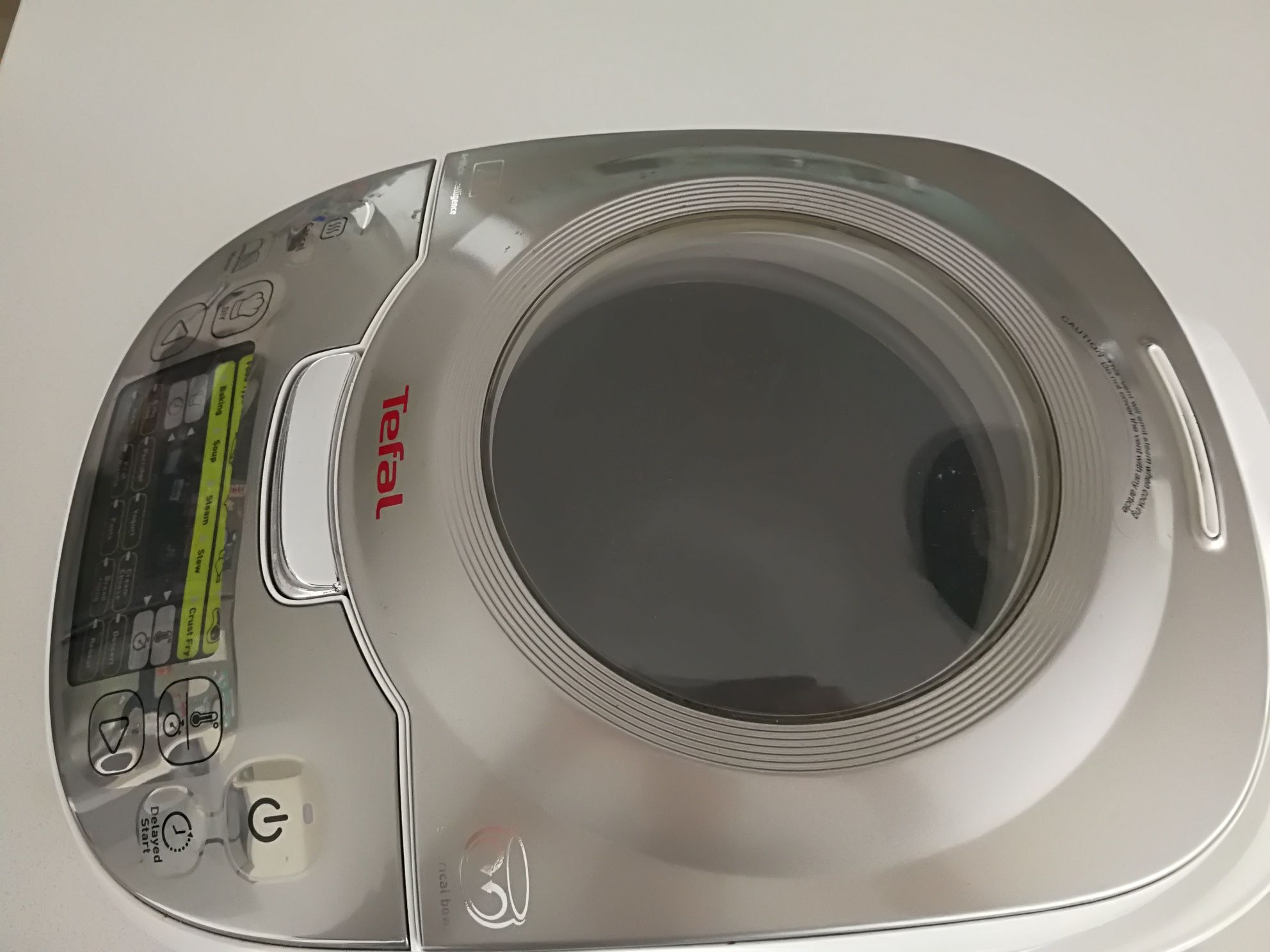 Vând multicooker Tefal