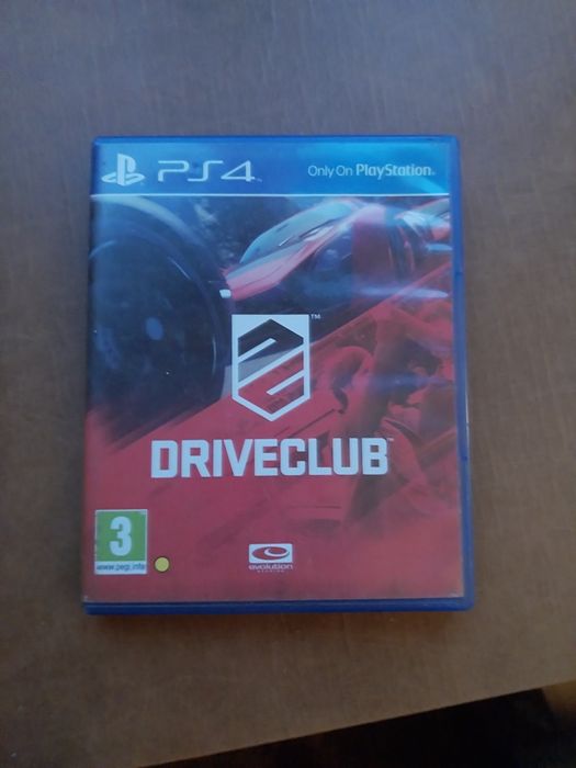 Продавам игра за ps4 Driveclub