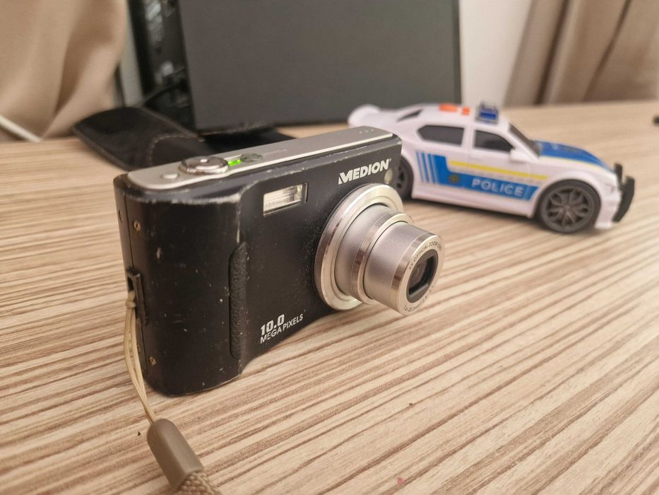 Aparat foto MEDION 10mpx DATA si ORA pe poze IDEAL ITP