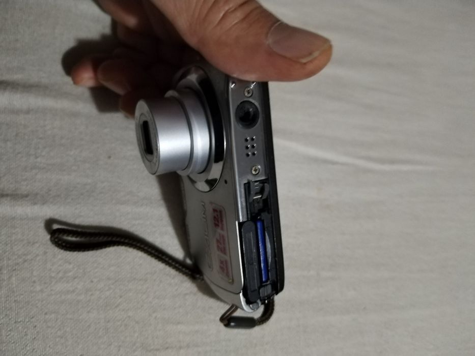 Aparat foto Casio Exilim 12,1MP digital