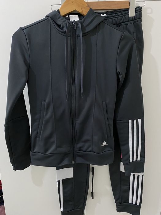 Дамски Екип Adidas XS