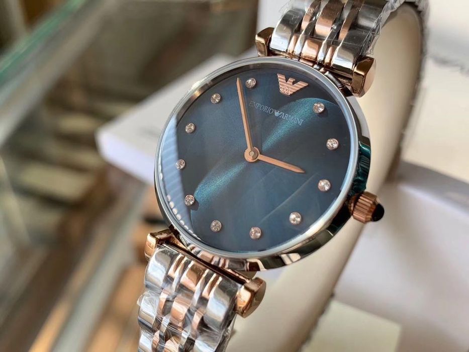 Дамски часовник EMPORIO ARMANI AR11092 Gianni T-Bar Rose Gold