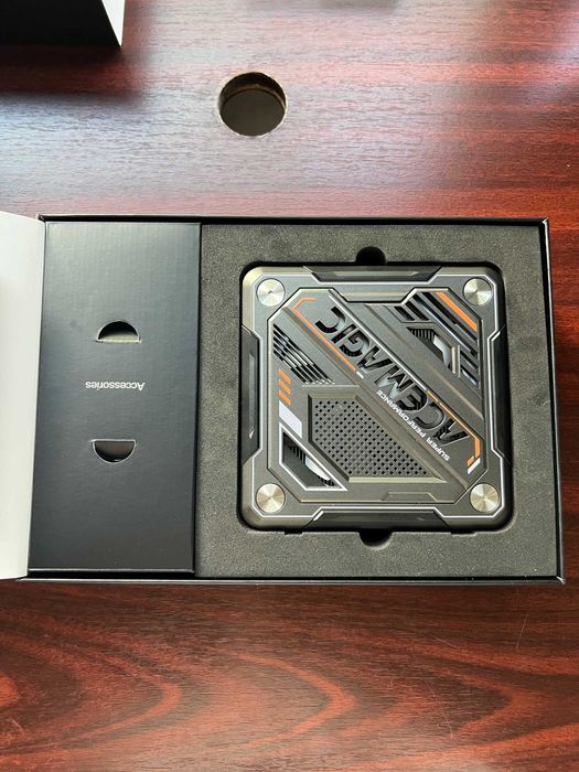 ACEMAGIC AM18, Ryzen 7 8845HS, 780M, 32 GB DDR5 5600 MHz, SSD 1TB, 4K