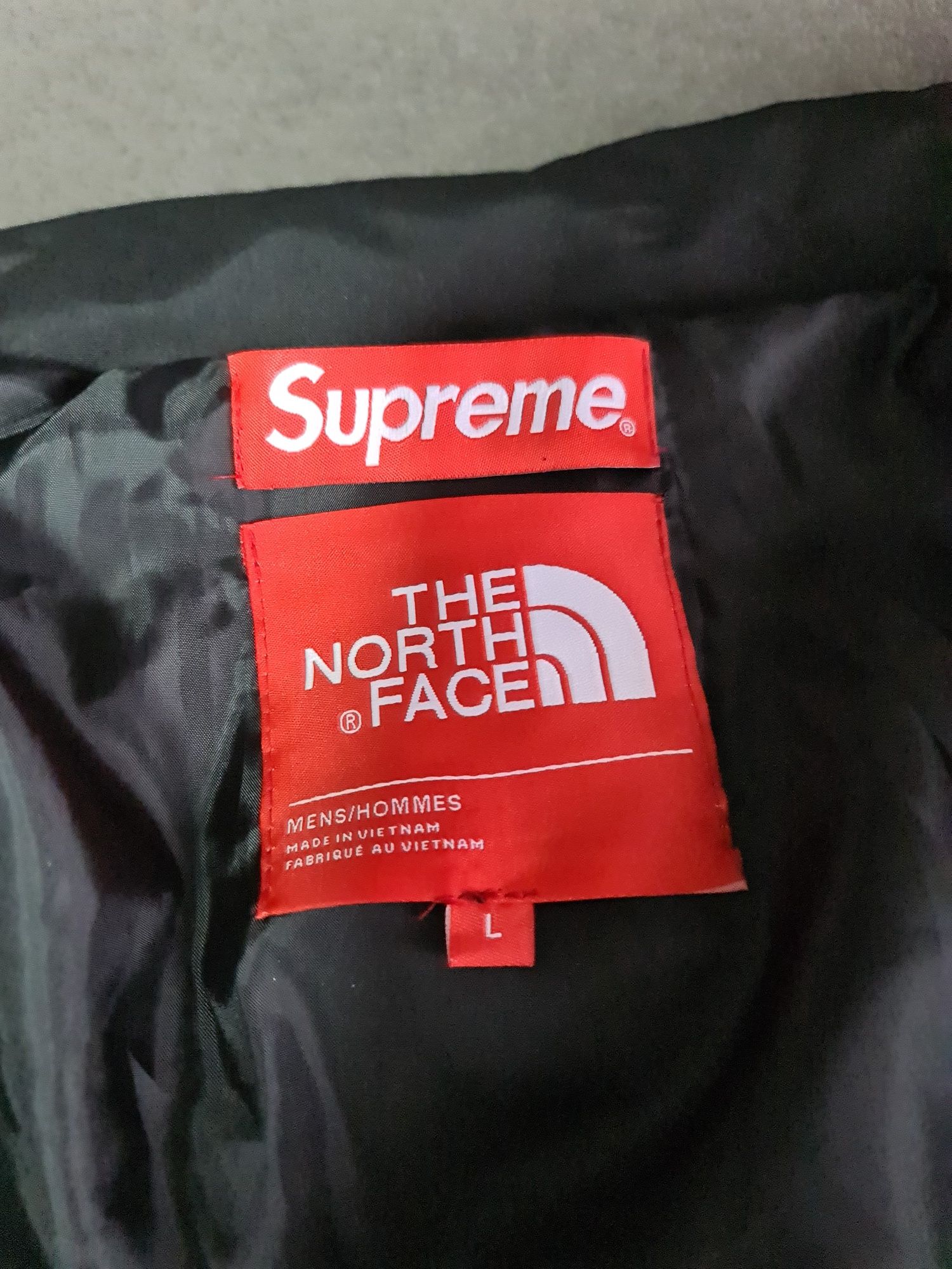 Geaca The North Face X Supreme