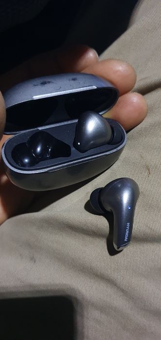 Naushnik blyutost arginali