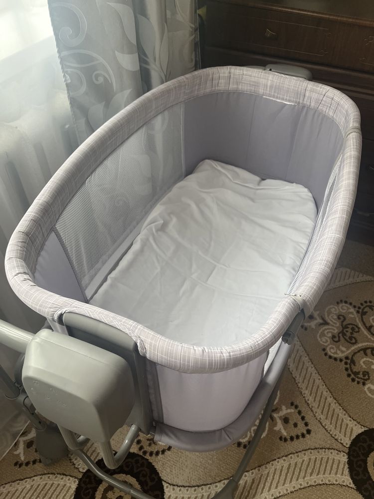 Продам детскую люльку