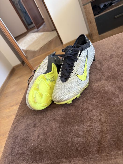 Nike Mercurial Бутонки