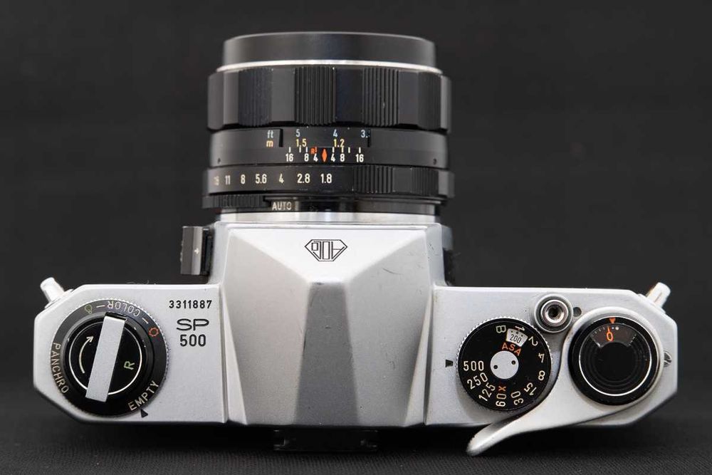 Aparat SLR film Pentax SP500 cu Super Takumar 55 1.8