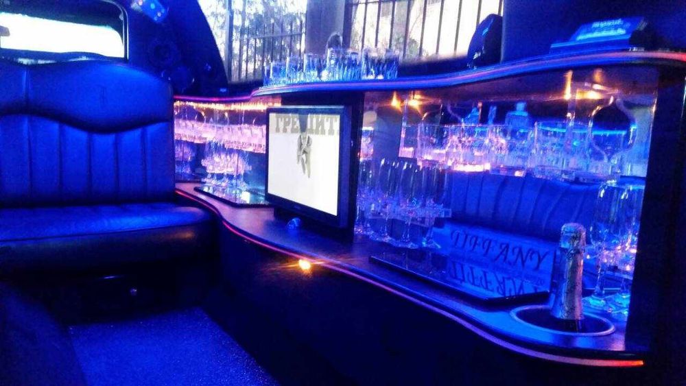 Ретро Лимузина Lincoln Towncar