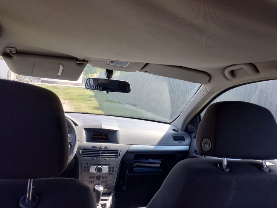 Vand sau schimb  astra h 1.4