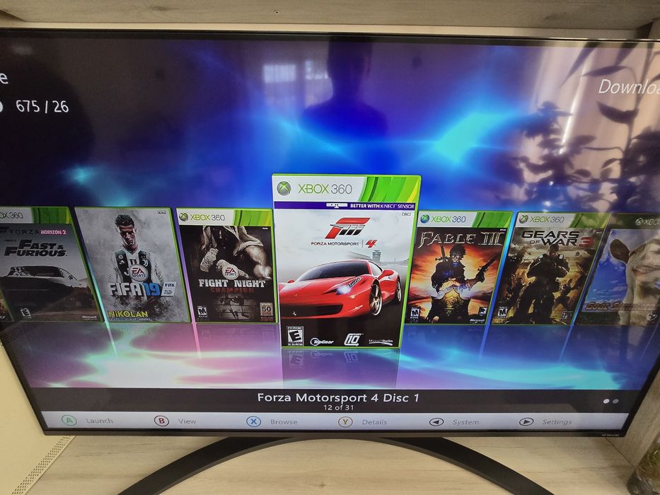 Vând xbox 360 cu 31 de jocuri