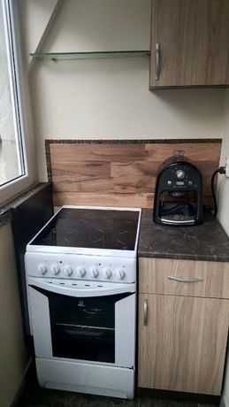 Дава се под наем Тристаен апартамент в София, Хладилника - 80 кв.м за 800 € - Снимка #17