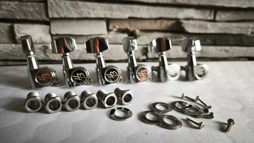 Tuning pegs cheite acordaj chitara electrica Harley Benton
