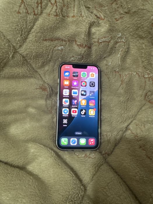 Iphone 13  pinc йомкисть 76 гб 256.