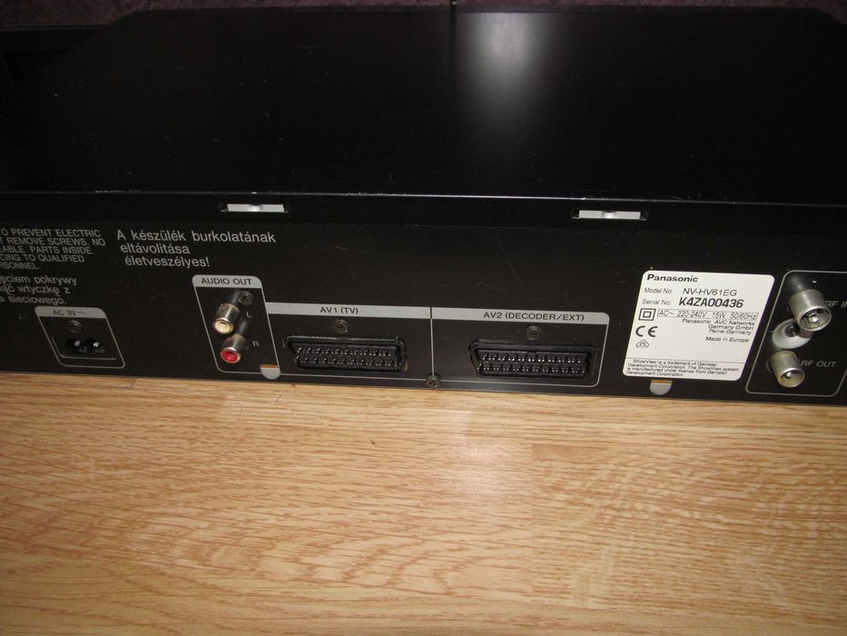 PANASONIC NV-HG61 video VHS Hi-Fi Stereo cu telecomanda , jucarie