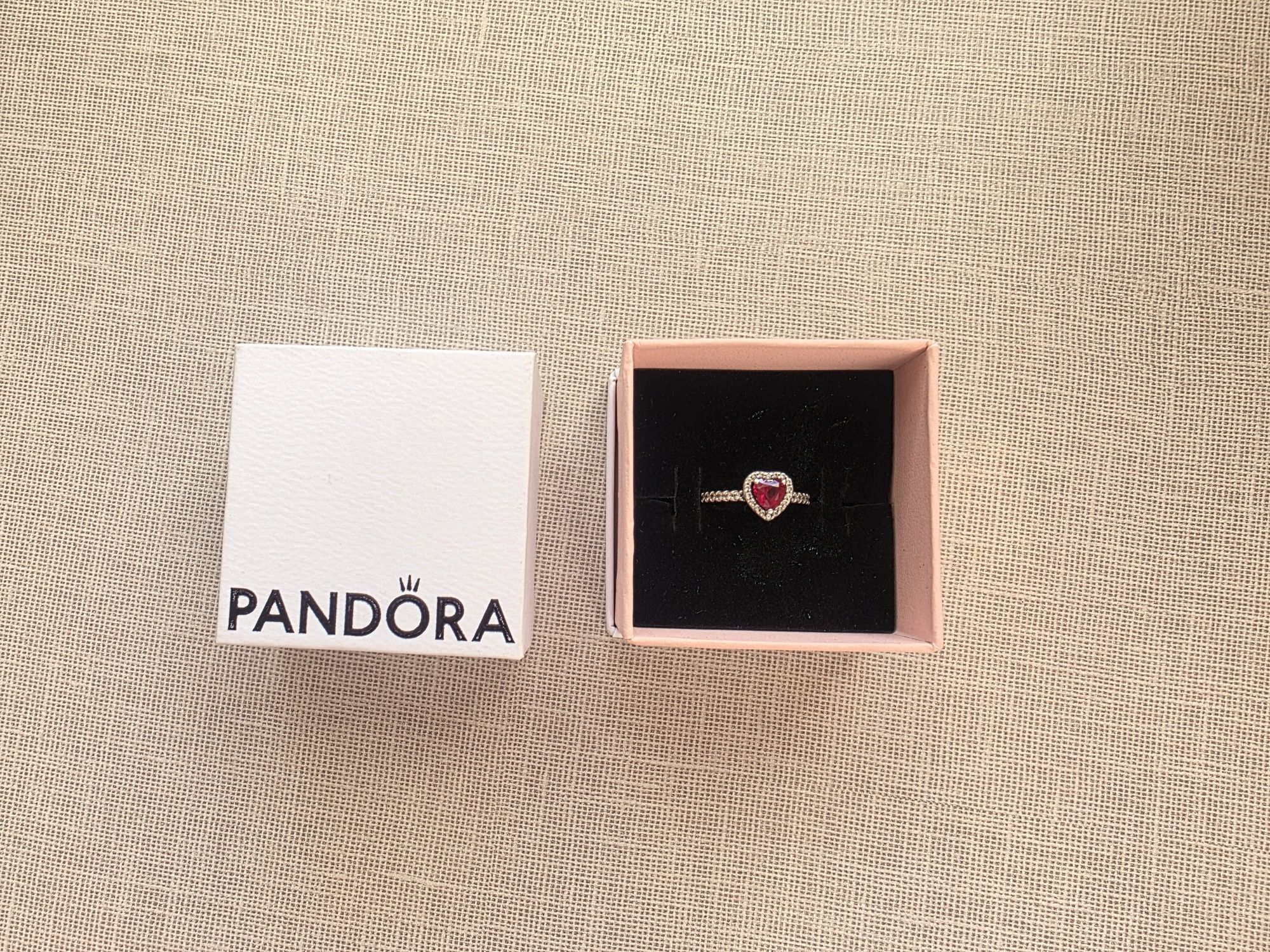 Сребърен пръстен Pandora