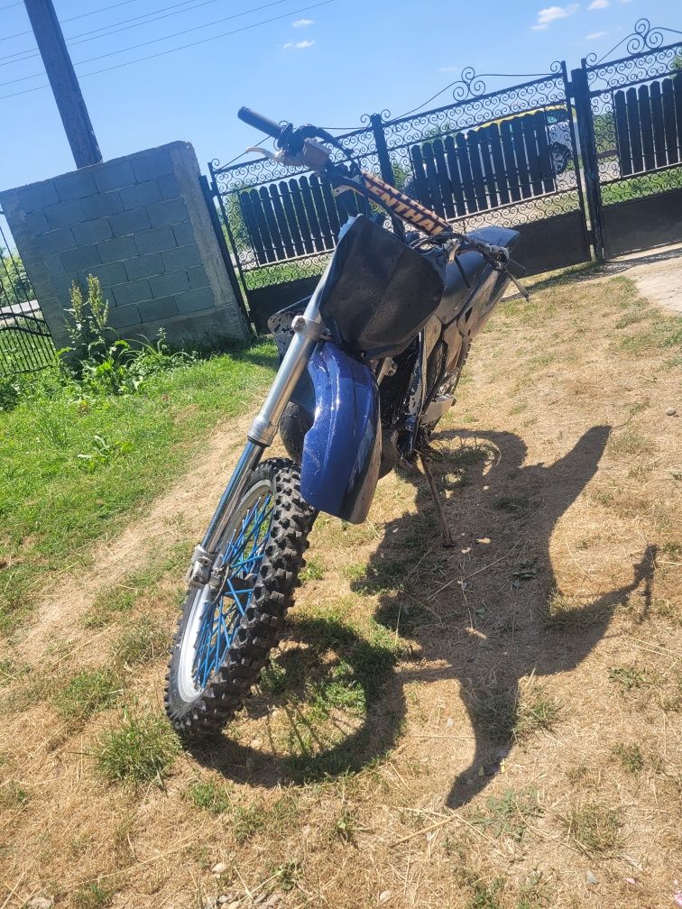 Vând yamaha yz 250 2t