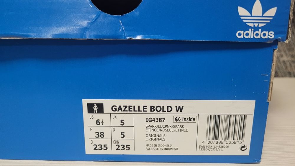 Нови Adidas Gazelle EU 38