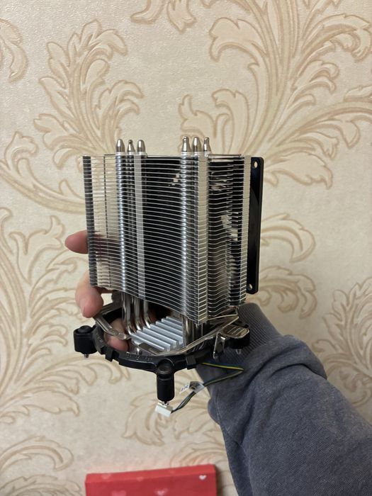 Кулер башенный Thermaltake (775,1156,1366)