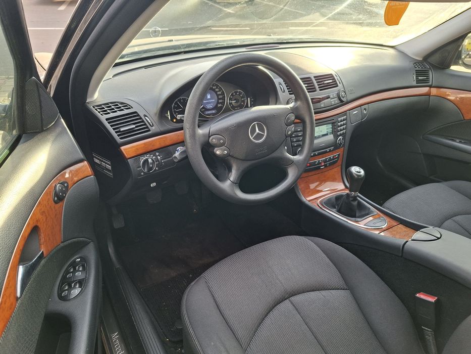 Mercedes benz e200 *w211 facelift * Germania.