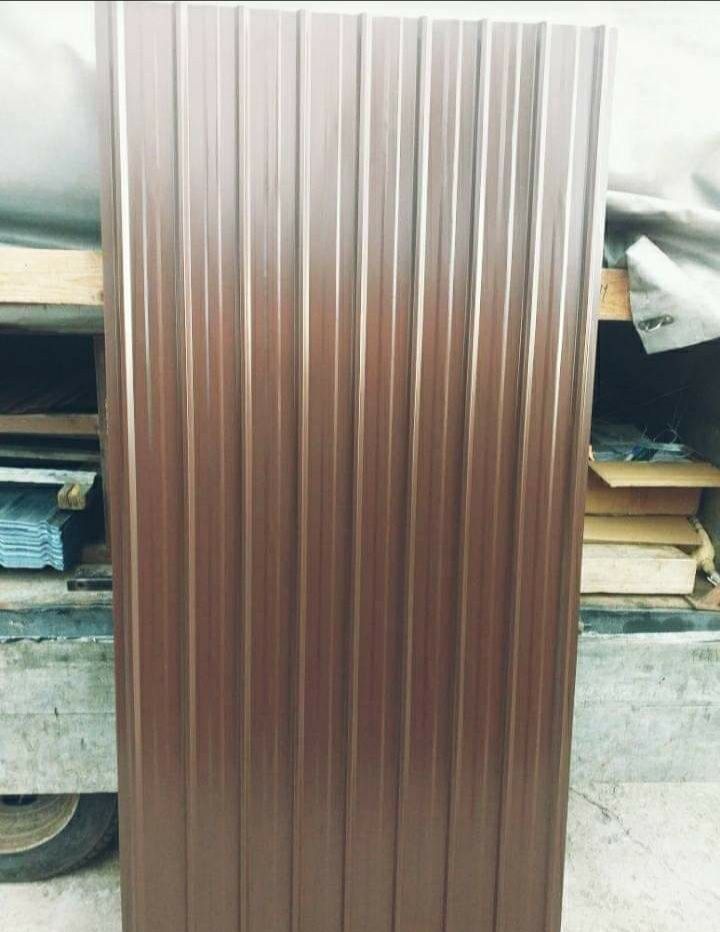 tabla cutata zincata si vopsita