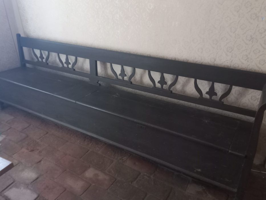 Vând mobilier vechi de la tara