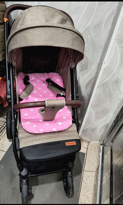 Продам прогулочную коляску трансформер.