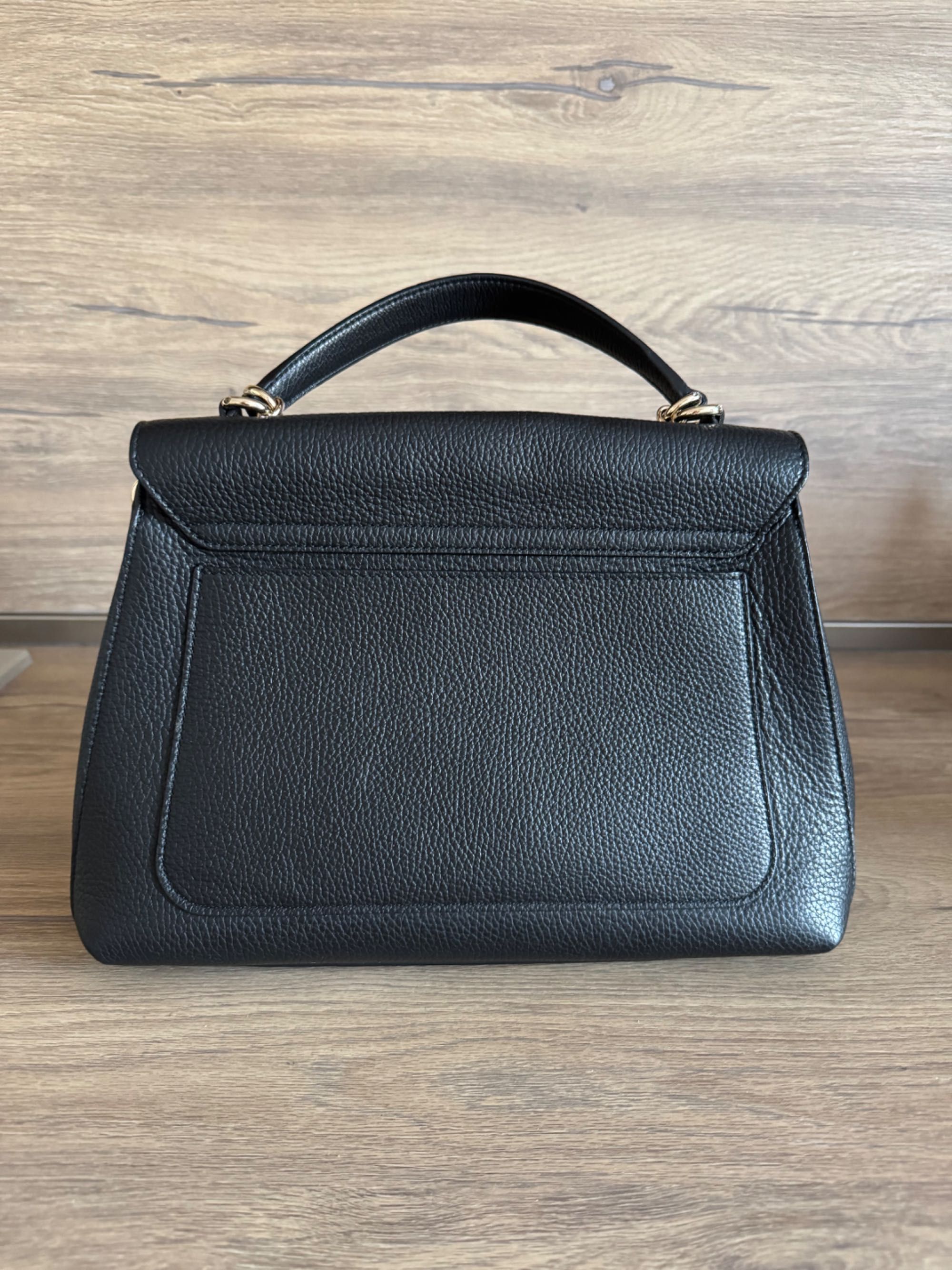 Оригинални чанти Furla, Coccinelle, Versace, Guess