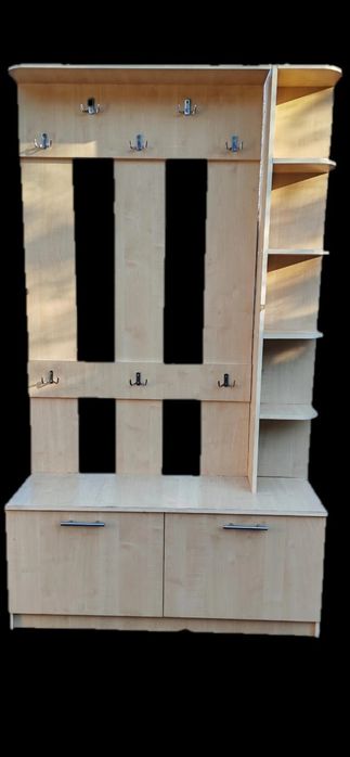 Продам прихожую красивую